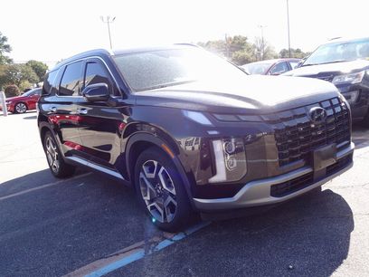 Used 2023 Hyundai Palisade Limited w/ Cargo Package