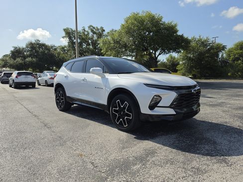 Used 2023 Chevrolet Blazer RS FWD image 1