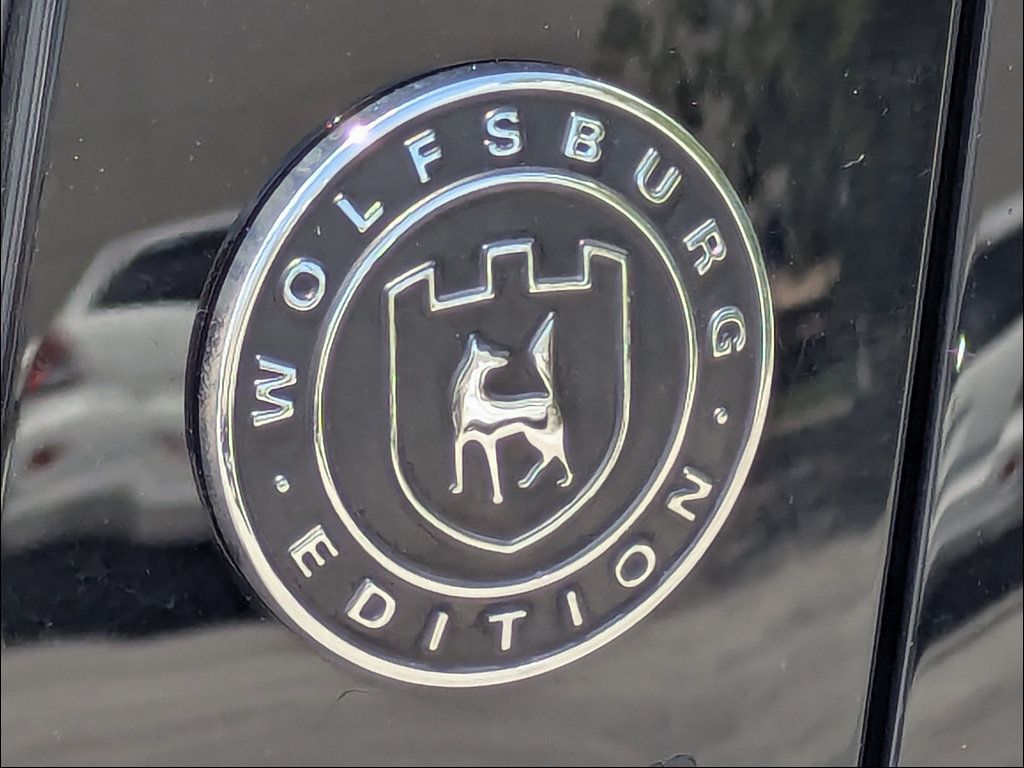 Used 2024 Volkswagen Tiguan Wolfsburg Edition AWD/4WD image 22