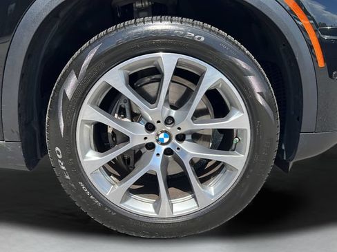 Used 2024 BMW X5 sDrive40i w/ Premium Package RWD image 27