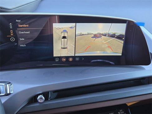 New 2026 Cadillac Vistiq Platinum image 27