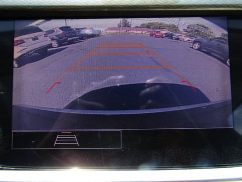 Used 2020 Buick Encore GX Select FWD image 18