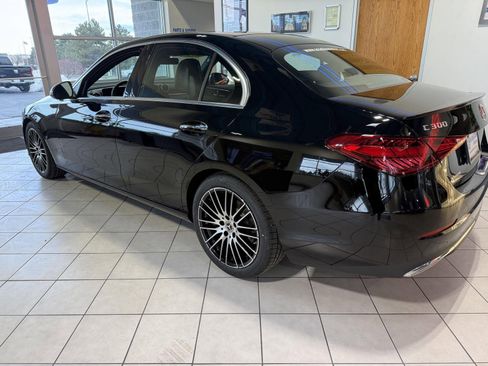 Used 2022 Mercedes-Benz C 300 4MATIC Sedan image 5
