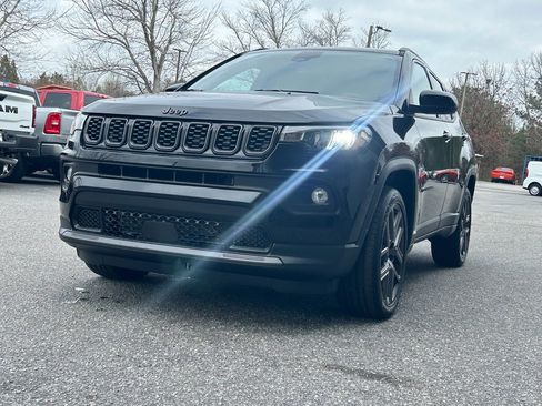 New 2026 Jeep Compass Latitude image 6
