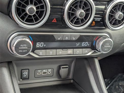 Used 2025 Nissan Sentra SV w/ All-Weather Package FWD image 25