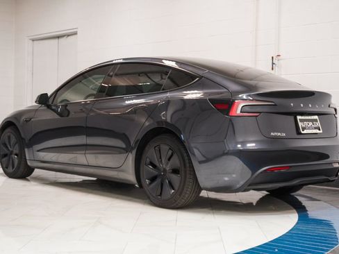 Used 2025 Tesla Model 3 Long Range RWD image 26