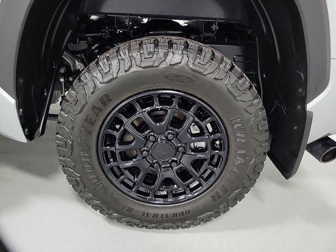 Certified 2025 Toyota Tundra SR5 AWD/4WD image 7