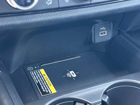 Certified 2024 Honda HR-V EX-L image 16