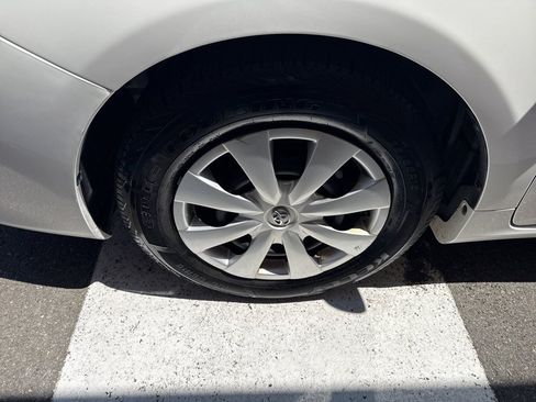Used 2009 Toyota Corolla LE FWD image 13