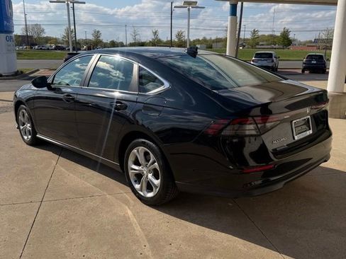 Certified 2023 Honda Accord LX image 3