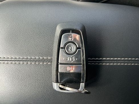 Used 2024 Ford Mustang Coupe RWD image 31