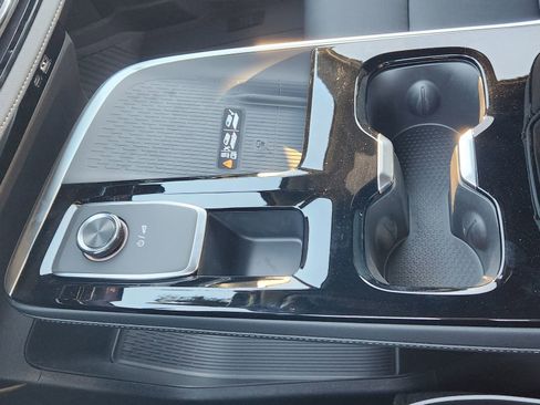 New 2026 Buick Enclave Preferred w/ Power Package image 23