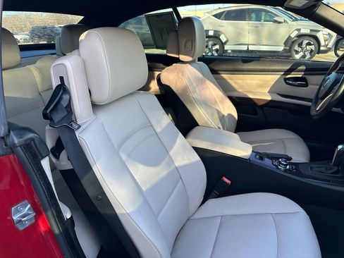 Used 2013 BMW 328i Convertible image 14