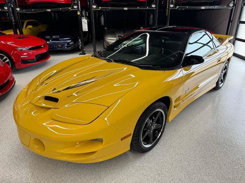 Used 2002 Pontiac Firebird Trans Am RWD image 5
