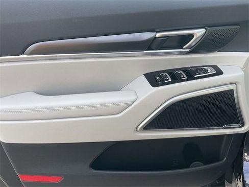 New 2025 Kia Telluride S image 29