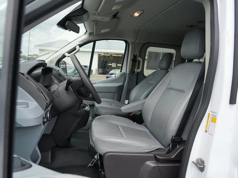 Used 2018 Ford Transit 350 XL RWD image 26