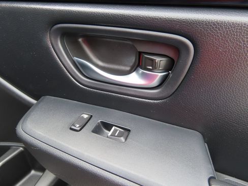 Used 2024 Honda Pilot TrailSport image 35