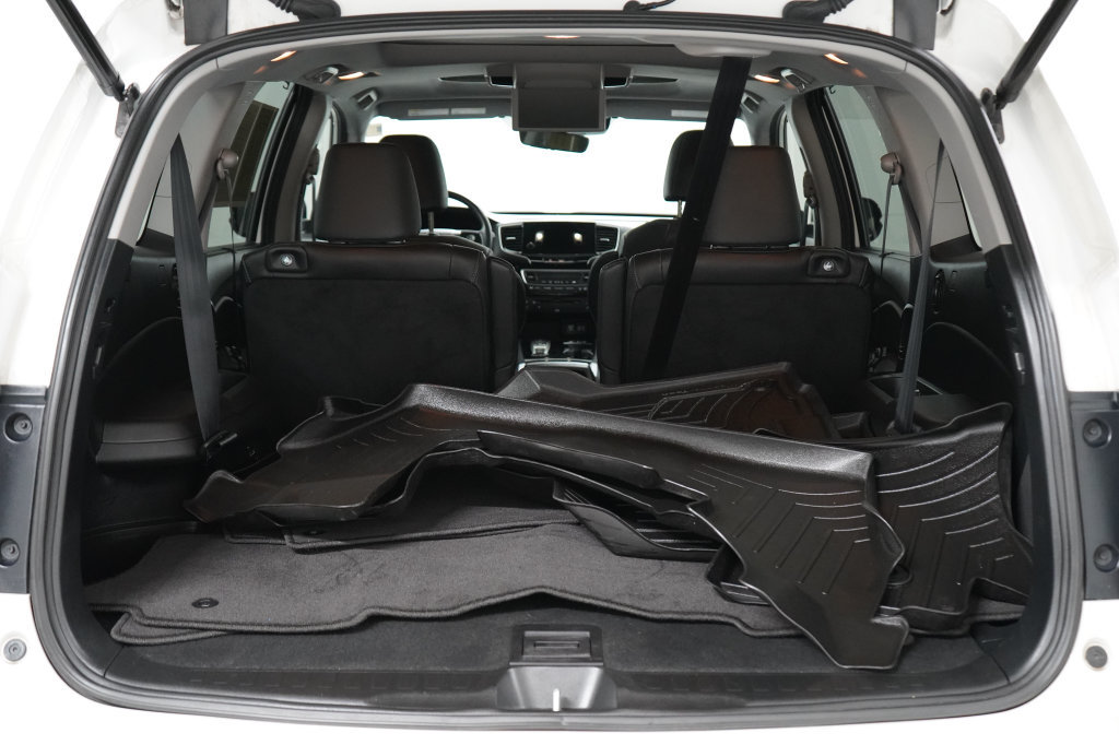 Used 2021 Honda Pilot Elite image 36