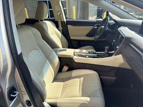 Used 2017 Lexus RX 450h AWD w/ Luxury Package image 33