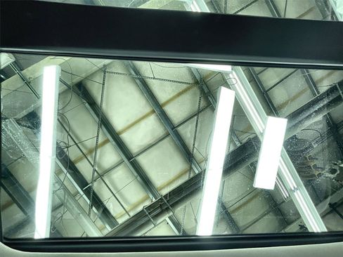 Certified 2023 Honda Pilot Touring image 32