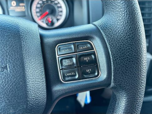 Used 2017 RAM 1500 Express AWD/4WD image 30