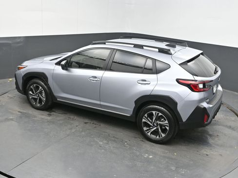 Used 2025 Subaru Crosstrek 2.0i Premium w/ Crosstrek Mirror Package image 36