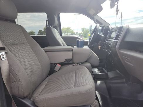 Used 2016 Ford F150 XLT w/ Equipment Group 302A Luxury RWD image 12