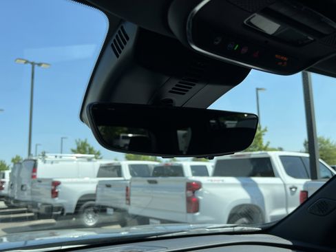 New 2026 Chevrolet Traverse RS FWD image 30