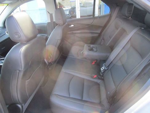Used 2019 Chevrolet Equinox Premier image 15