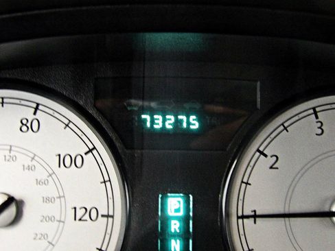 Used 2006 Chrysler 300 RWD image 14
