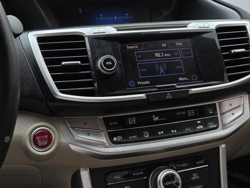 Used 2015 Honda Accord EX-L image 12