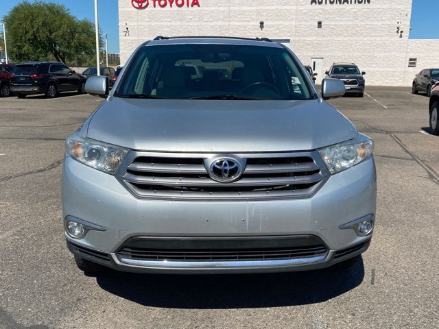 Used 2013 Toyota Highlander Limited AWD/4WD image 2