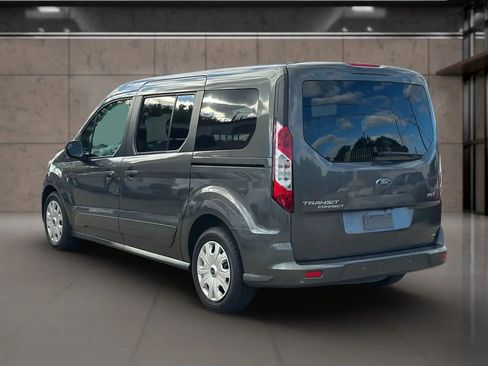 Used 2020 Ford Transit Connect XLT image 10