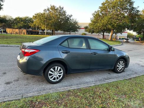 Used 2015 Toyota Corolla LE FWD image 6