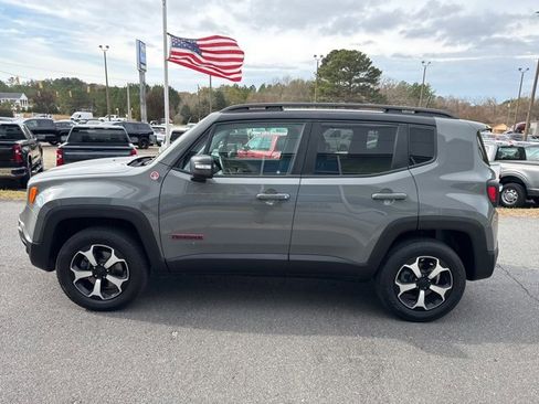 Used 2020 Jeep Renegade Trailhawk image 4