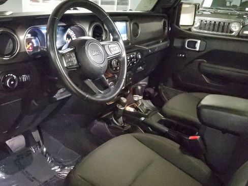 Used 2022 Jeep Wrangler Sport S image 17
