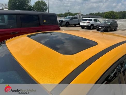 Used 2012 Ford Focus Titanium FWD image 3