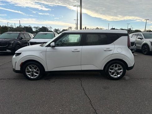 Certified 2024 Kia Soul LX w/ Option Group 015 FWD image 8