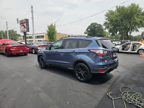 Used 2018 Ford Escape SE w/ SE Sport Appearance Package FWD image 7