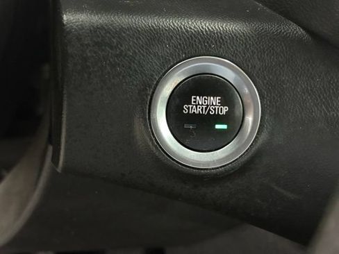 Used 2021 GMC Terrain SLT w/ Infotainment Package II FWD image 28