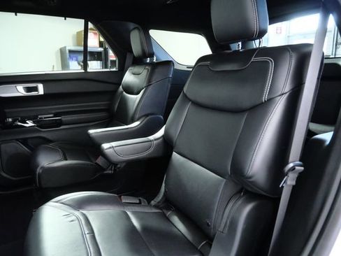 Certified 2023 Ford Explorer ST AWD/4WD image 14