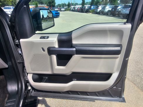 Used 2019 Ford F150 XL w/ Equipment Group 101A Mid AWD/4WD image 7