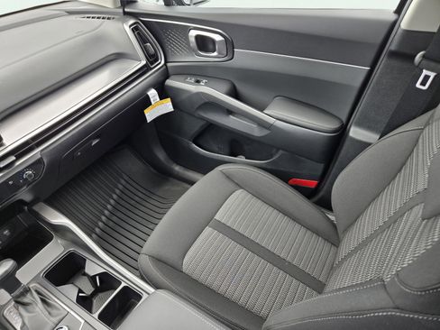New 2025 Kia Sorento LX image 20