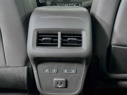 Used 2024 GMC Terrain Denali w/ Denali Premium Package AWD/4WD image 23