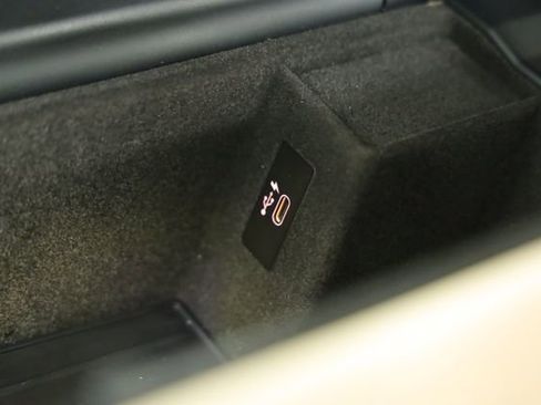 Used 2021 BMW 530i w/ M Sport Package image 26