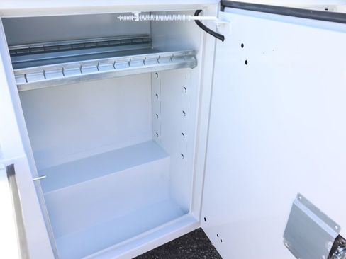 New 2025 GMC Savana 3500 w/ Power Convenience Package image 5