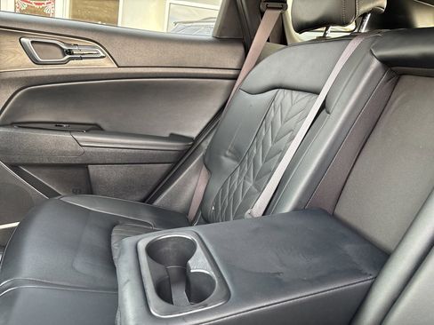 Used 2025 Kia Sportage X-Line image 27