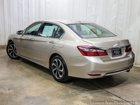 Used 2017 Honda Accord EX-L image 9