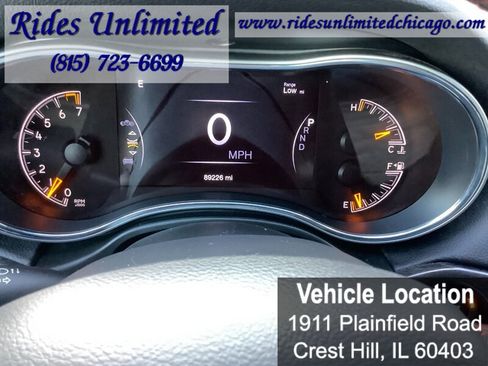 Used 2021 Jeep Grand Cherokee Trailhawk w/ Trailhawk Luxury Group AWD/4WD image 28