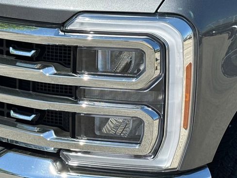 Certified 2023 Ford F250 Lariat w/ Lariat Ultimate Package AWD/4WD image 4